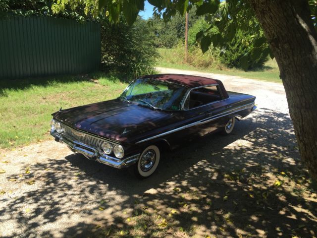 1961 Chevrolet Impala SPORT SEDAN - photo 11