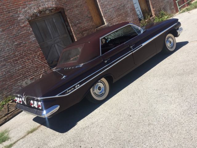 1961 Chevrolet Impala SPORT SEDAN - photo 9