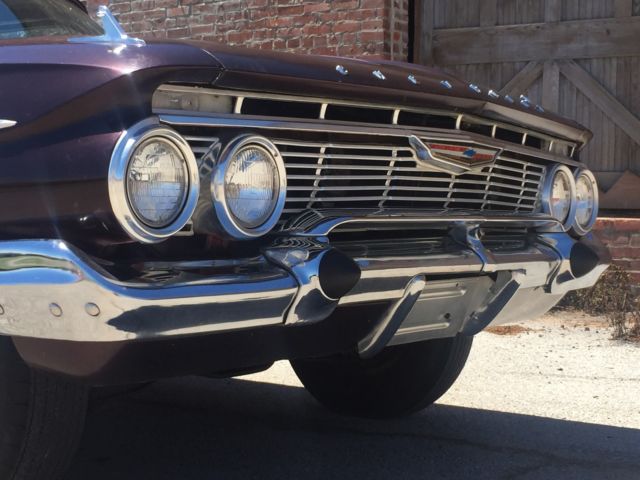 1961 Chevrolet Impala SPORT SEDAN - photo 4