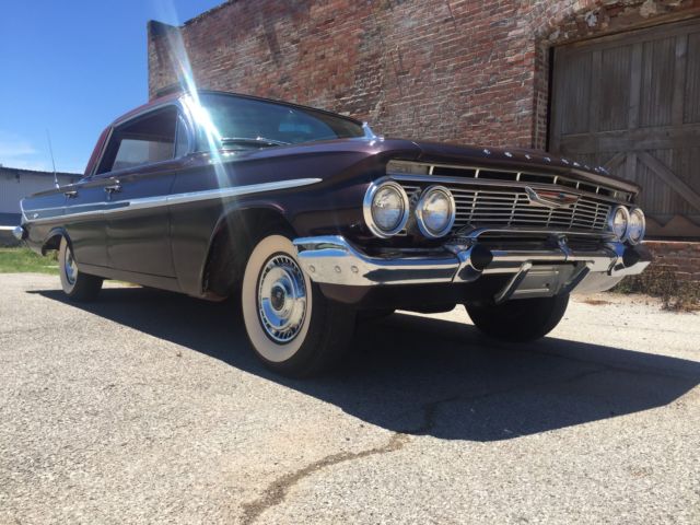 1961 Chevrolet Impala SPORT SEDAN - photo 9