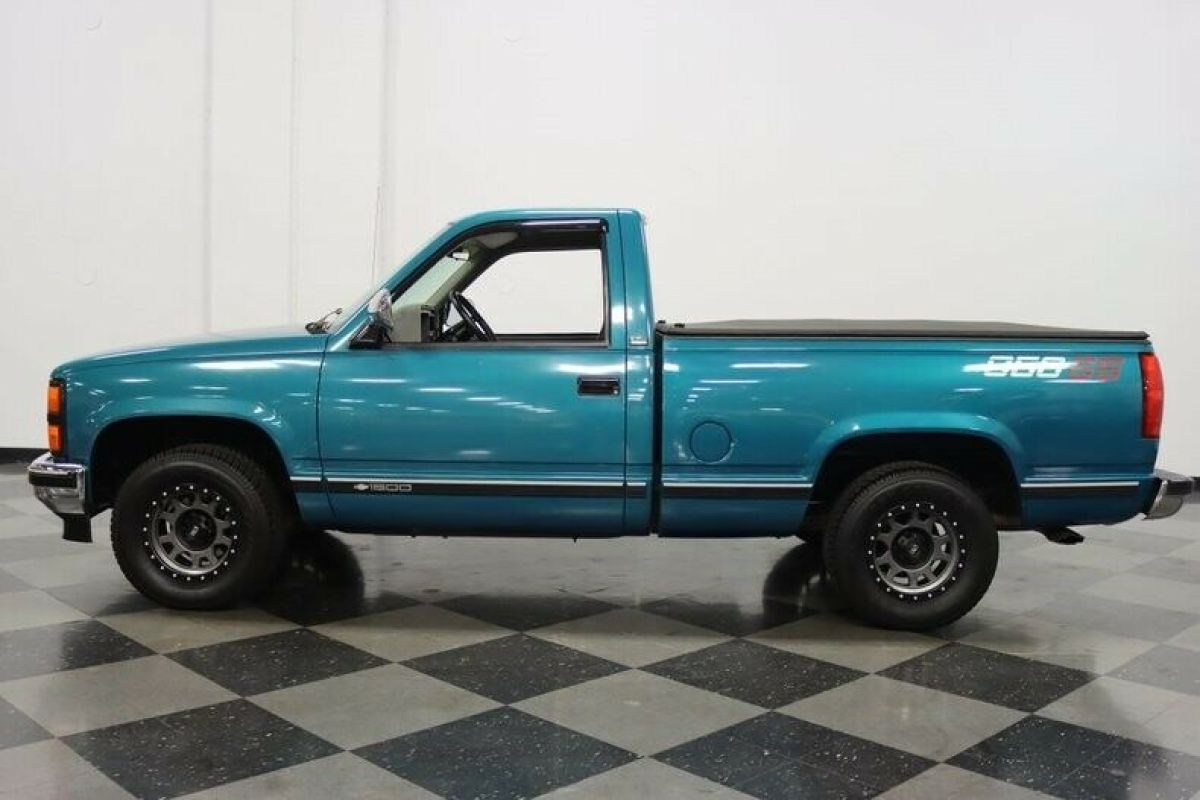 1993 Chevrolet C/K Pickup 1500 Silverado - photo 3