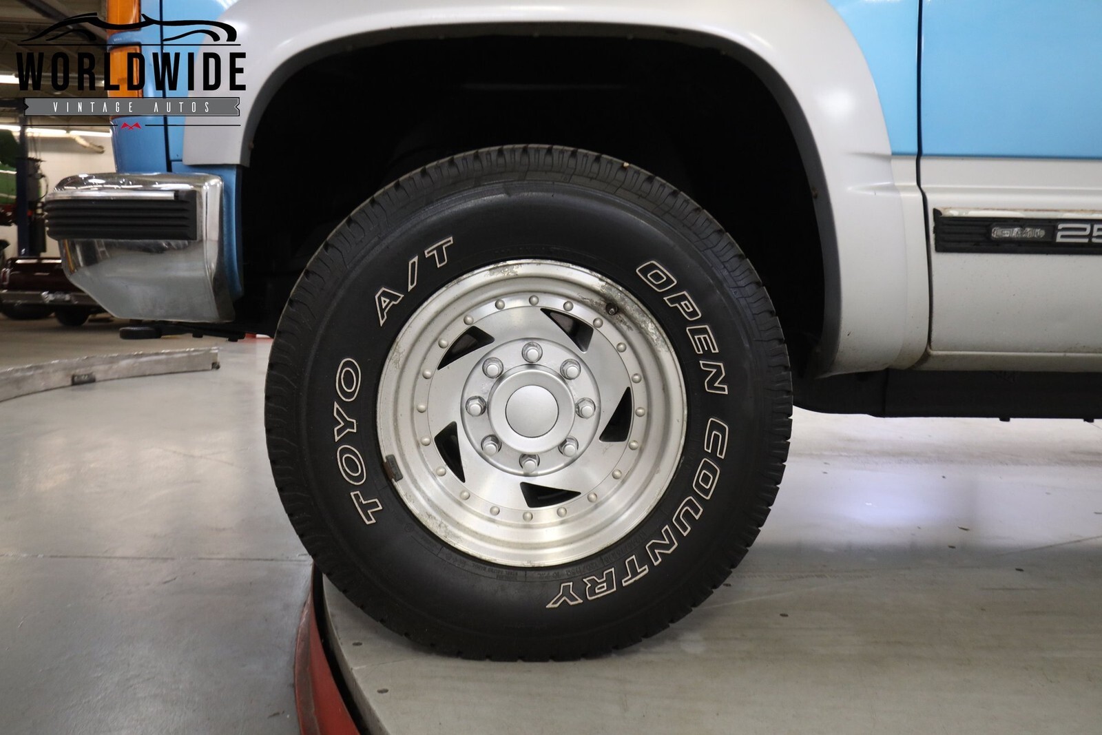 1994 GMC SIERRA 2500 - photo 12