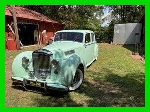 1950 Bentley Mark VI Custom Sedan Frame-Off Restoration Stock#399148