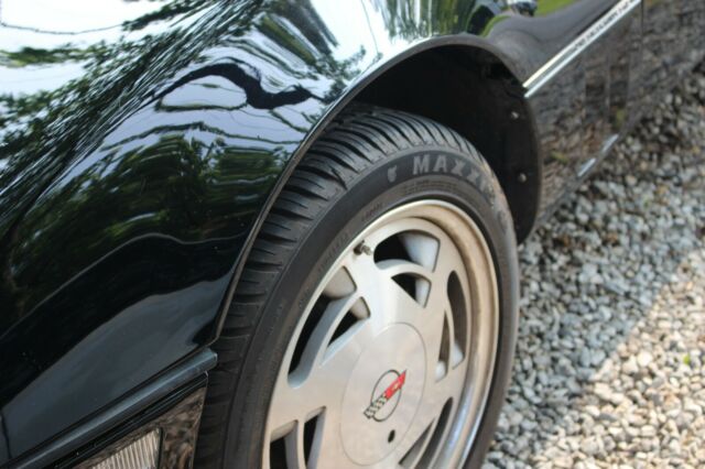 1989 Chevrolet Corvette Convertible - photo 6