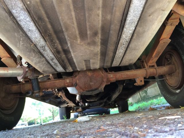 1984 Chevrolet Suburban Silverado - photo 11