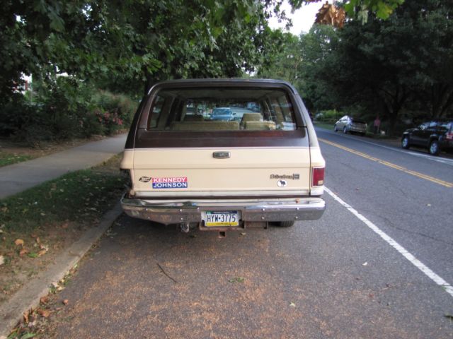 1984 Chevrolet Suburban Silverado - photo 4