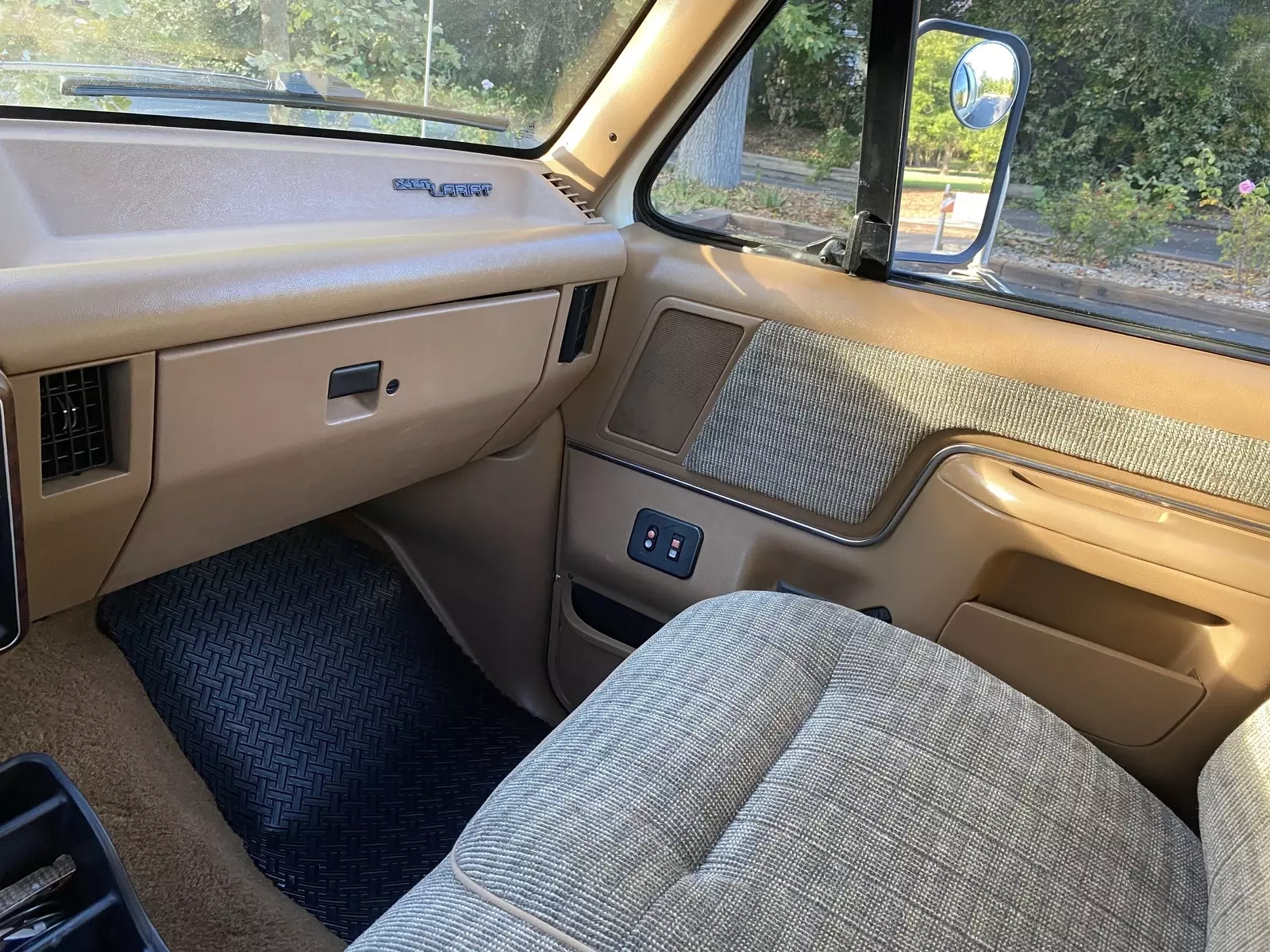 1991 Ford F-150 XLT Lariat - photo 10