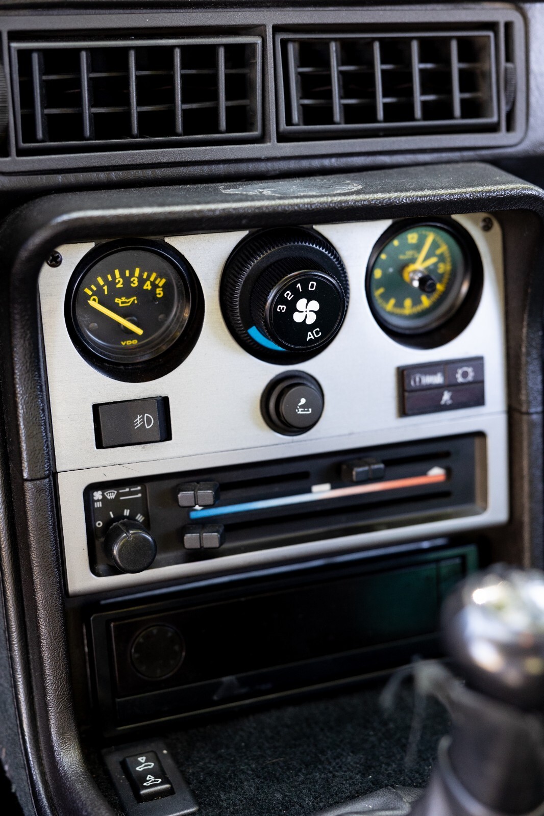 1985 Porsche 944 - photo 12