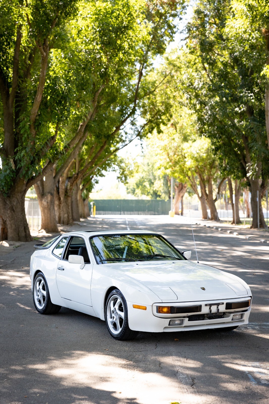1985 Porsche 944 - photo 6