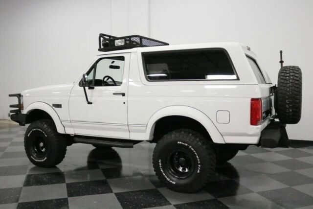 1994 Ford Bronco XLT 4X4 - photo 9