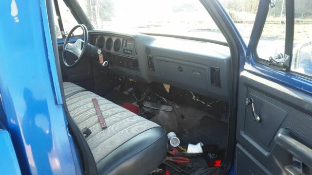 1990 Dodge Ram 2500 - photo 12