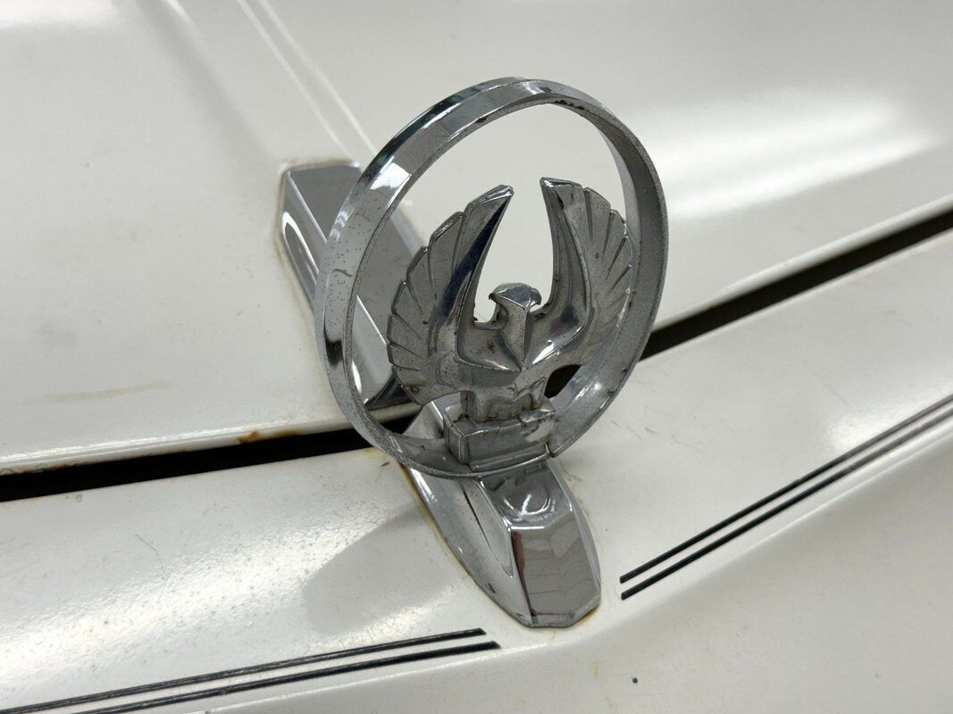 1965 Chrysler Imperial 4 Door Hardtop - photo 10