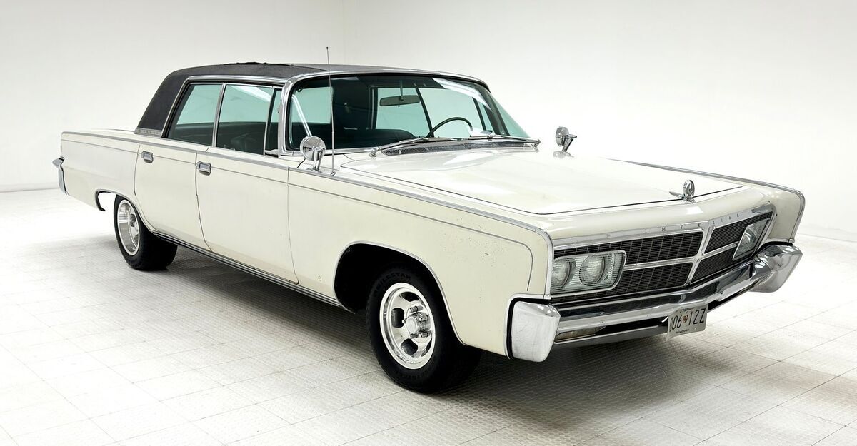 1965 Chrysler Imperial 4 Door Hardtop - photo 7