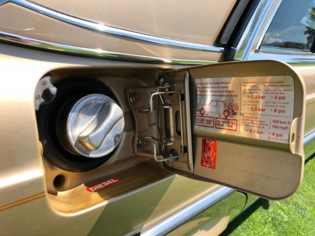 1984 Mercedes-Benz 300-Series Leather - photo 8