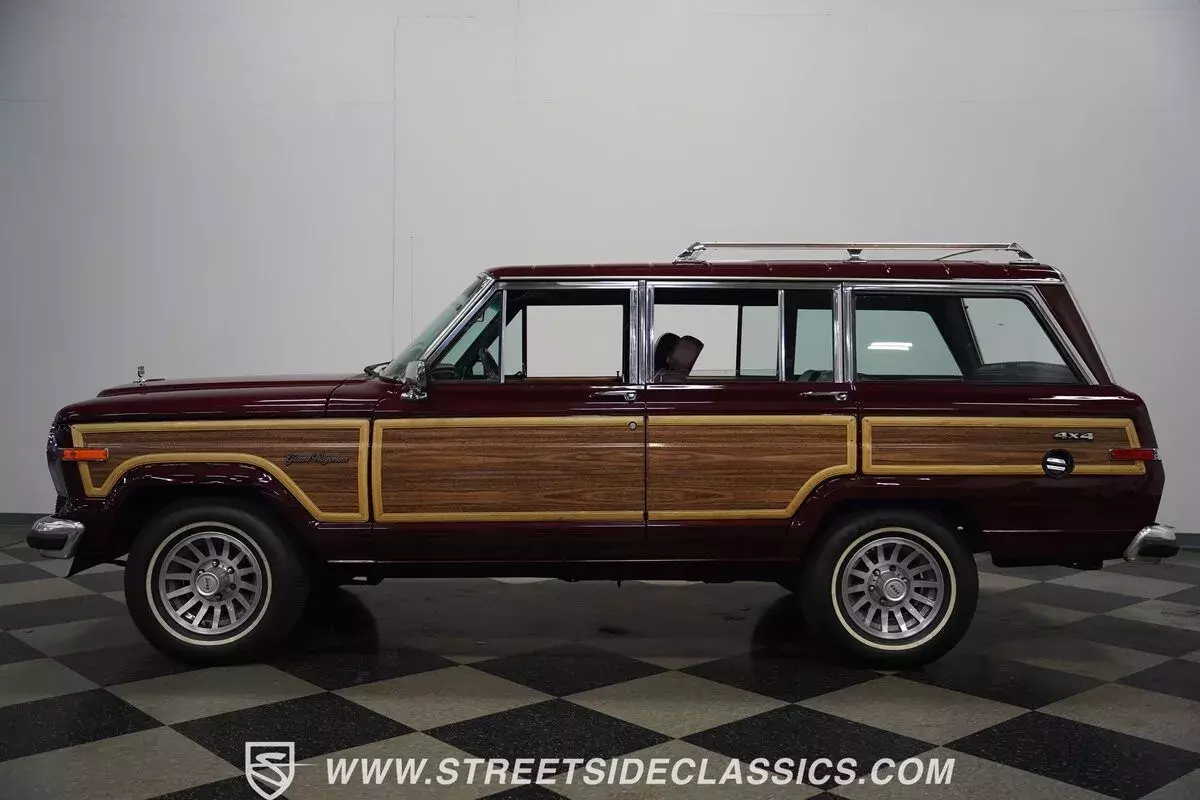 1989 Jeep Wagoneer - photo 10