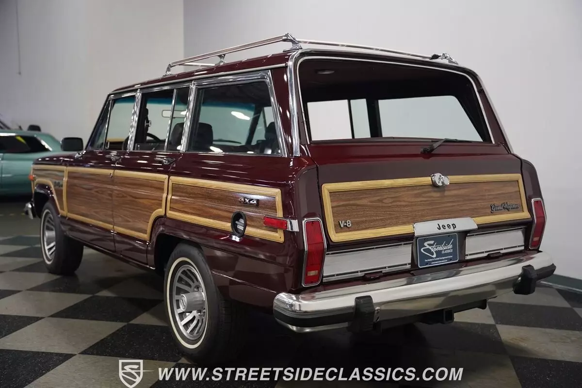 1989 Jeep Wagoneer - photo 13