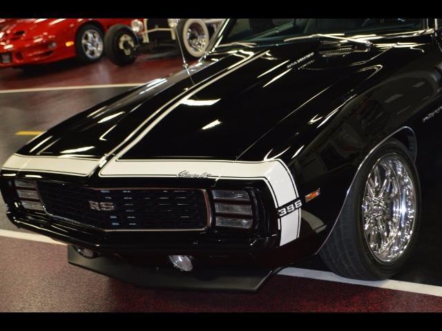 1969 Chevrolet Camaro RS - photo 2