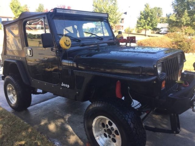 6 Cyl 4.2L 1990 Jeep Wrangler YJ