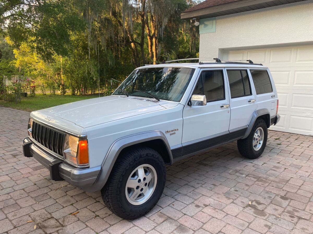 1992 Jeep Cherokee LAREDO - photo 5