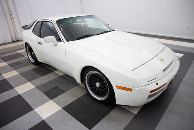 1986 Porsche 944 - photo 3