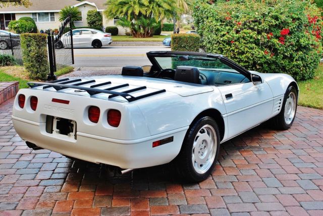 1991 Chevrolet Corvette Convertible only 49k Miles Clean CarFax - photo 2