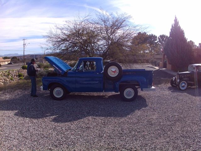 1962 Ford F-100 white