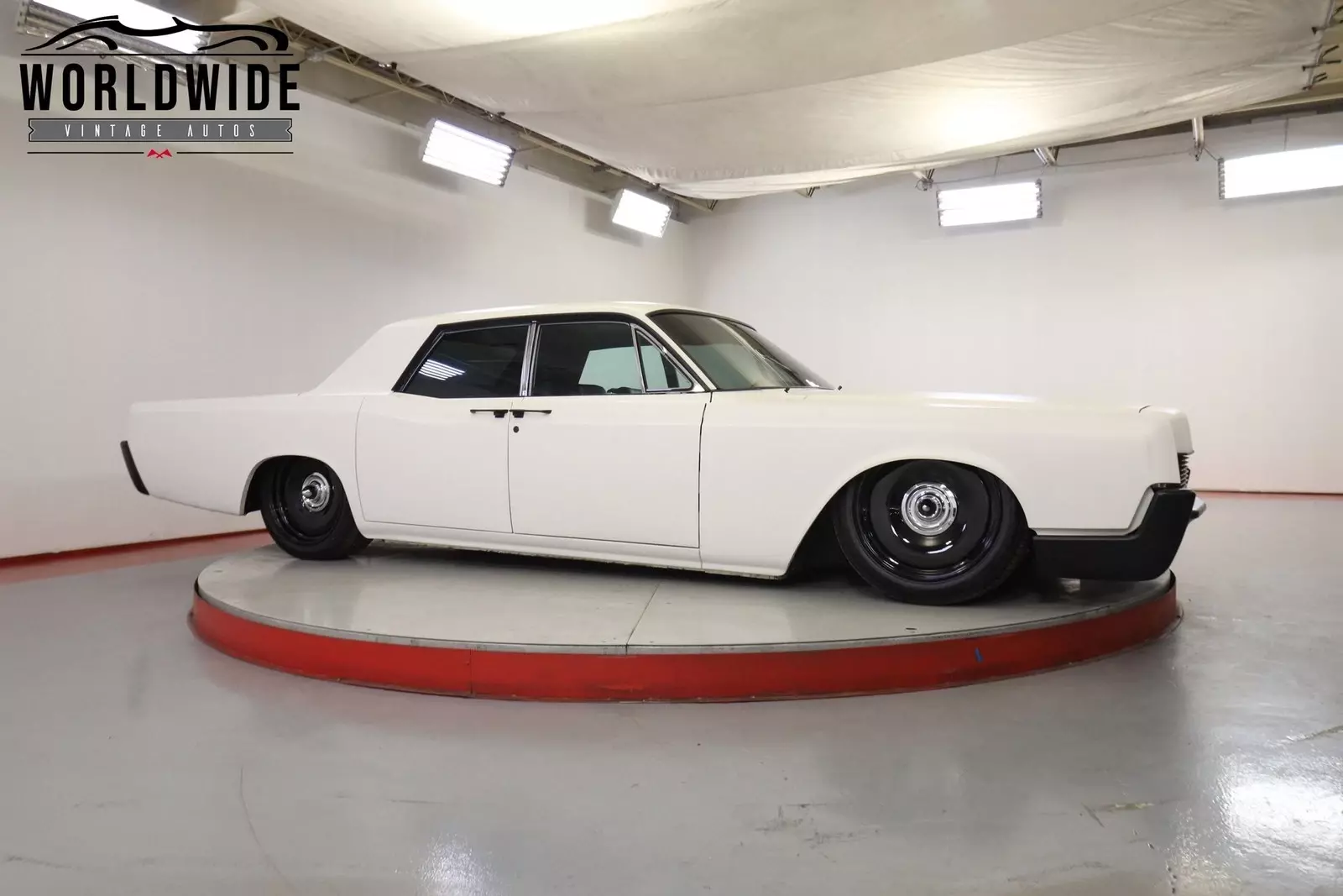 1966 Lincoln Continental - photo 2