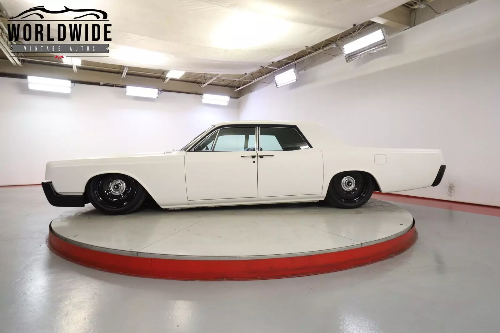 1966 Lincoln Continental - photo 3