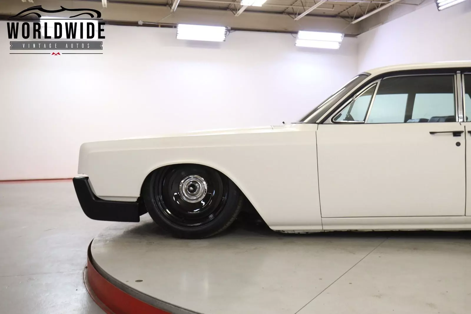 1966 Lincoln Continental - photo 7