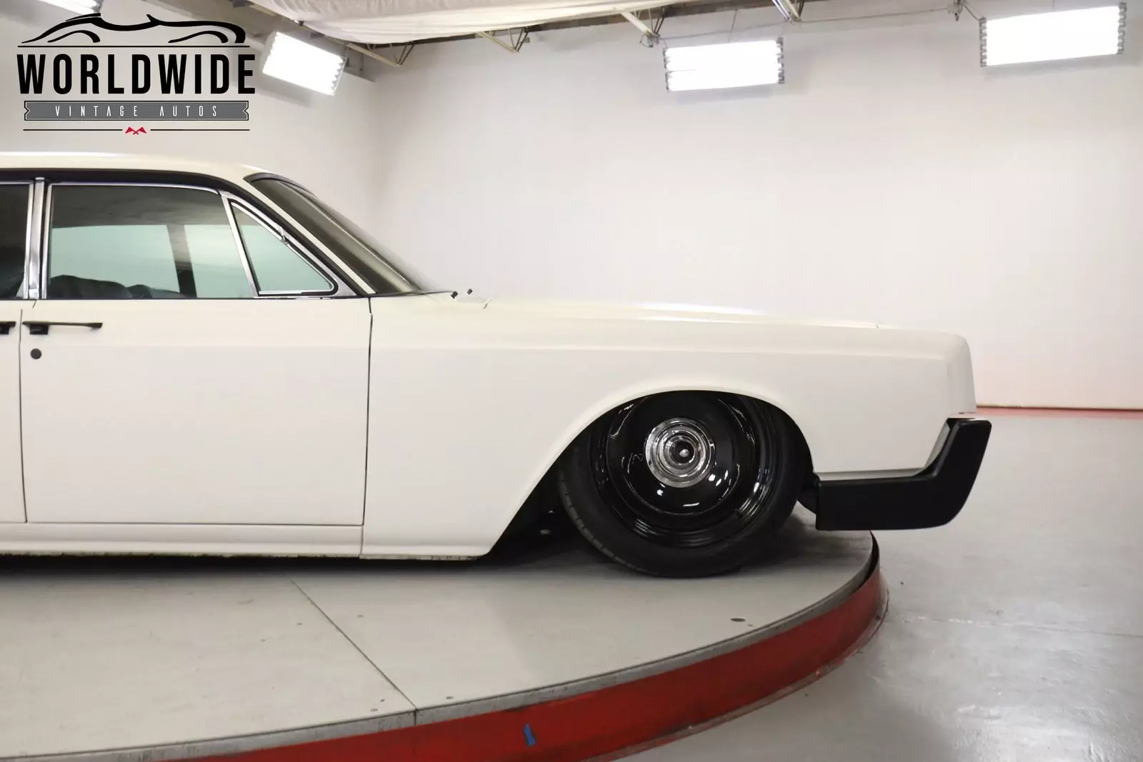 1966 Lincoln Continental - photo 8