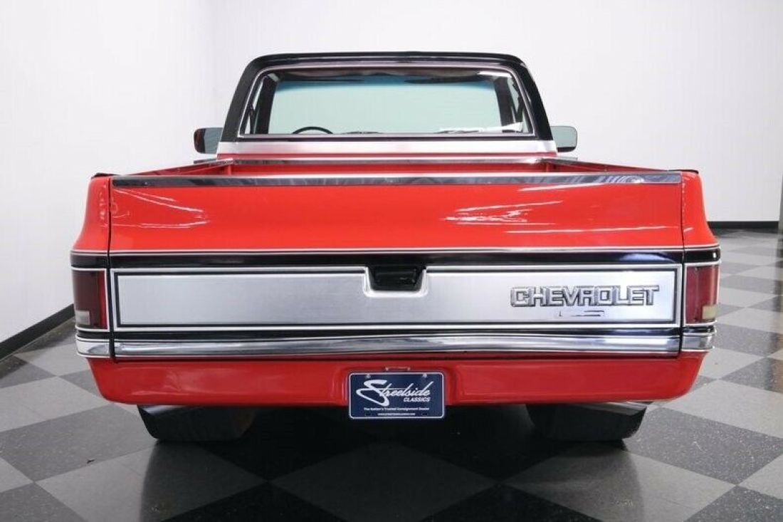 1987 Chevrolet C-10 Silverado Restomod - photo 12