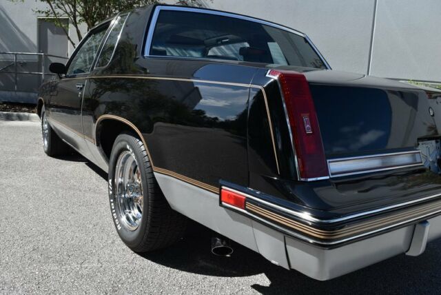 1987 Oldsmobile 442 -- - photo 6
