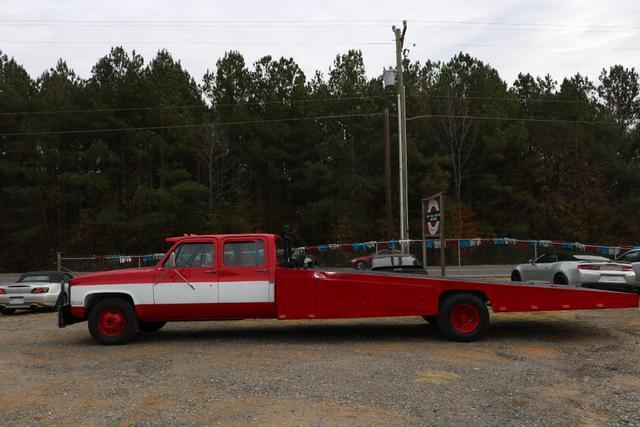 1981 Chevrolet C30 Ramp Truck - photo 2