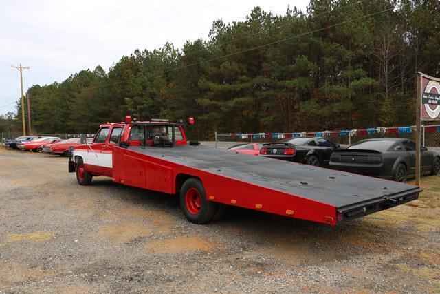 1981 Chevrolet C30 Ramp Truck - photo 3