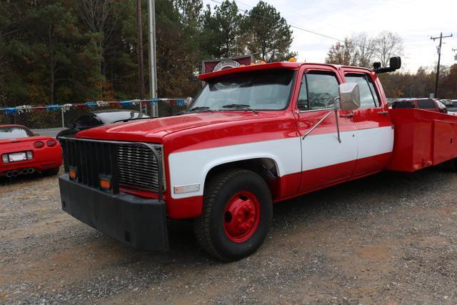 1981 Chevrolet C30 Ramp Truck - photo 9