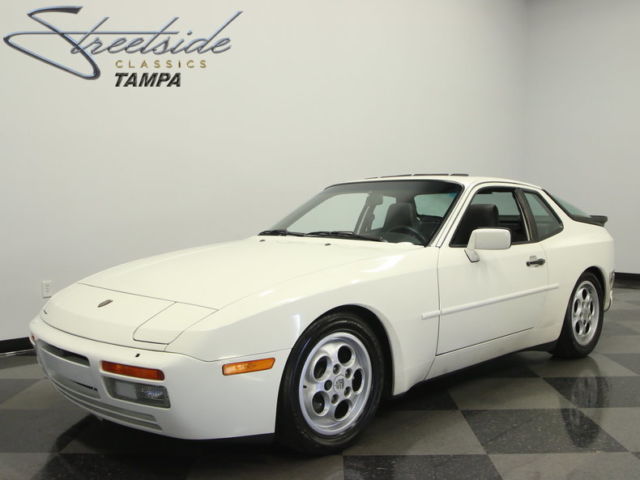 60K ACTUAL MILES, CLEAN HISTORY, 5 SPEED, WELL MAINTAINED, RECEIPTS, ORIGINAL 1988 Porsche 944 Turbo Base Coupe 2-Door