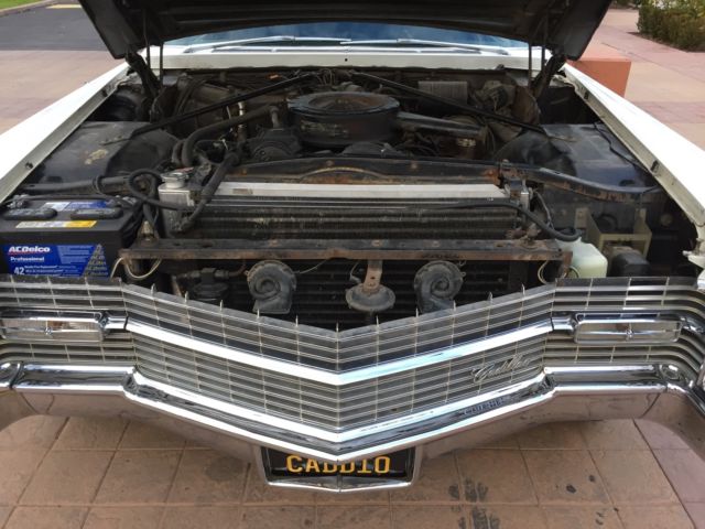 1966 Cadillac DeVille Sedan - photo 10