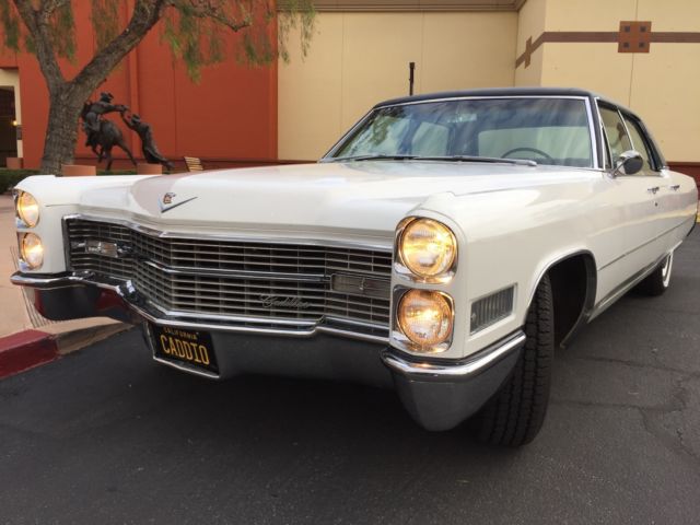 1966 Cadillac DeVille Sedan - photo 2