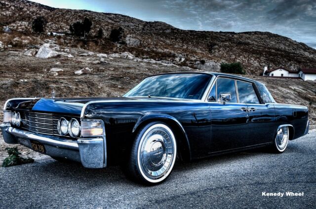 1965 Lincoln Continental - photo 2