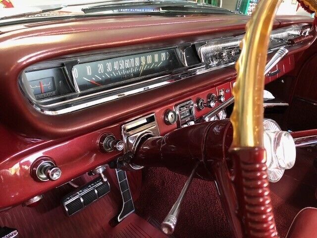 1961 Pontiac Bonneville - photo 4