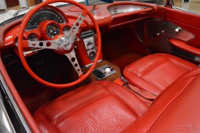 1961 Chevrolet Corvette - photo 10