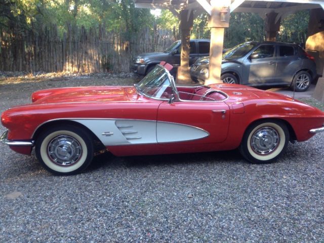 1961 Chevrolet Corvette Excellent crome - photo 2