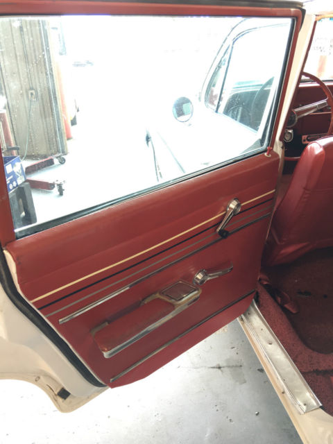1961 Chevrolet Impala Parkwood - photo 11
