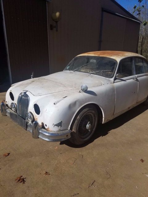 1961 Jaguar MK2 leather and wool - photo 6