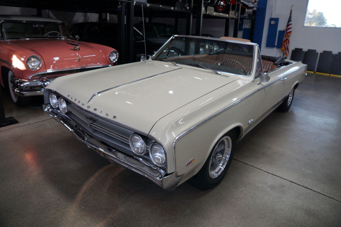 61,480 Miles V8 Automatic 1964 Oldsmobile Cutlass 442 Tribute V8 Convertible