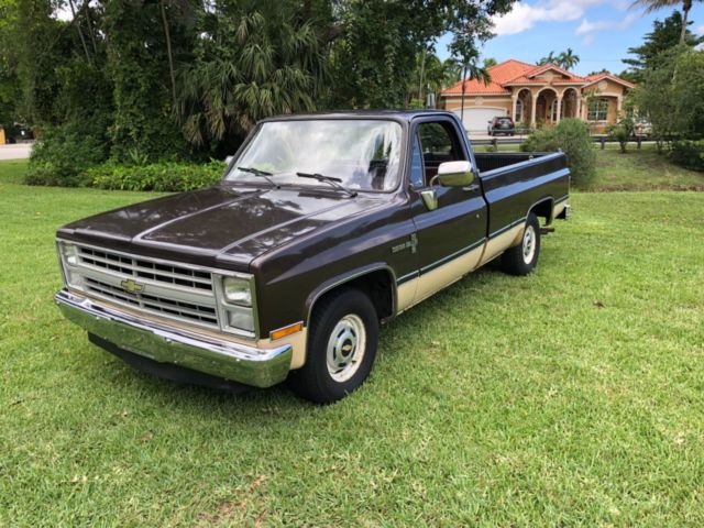 61k ORIGINAL miles(documented) 1986 Chevy C10 Custom Deluxe 1986 Chevrolet C-10 Custom Deluxe 2wd