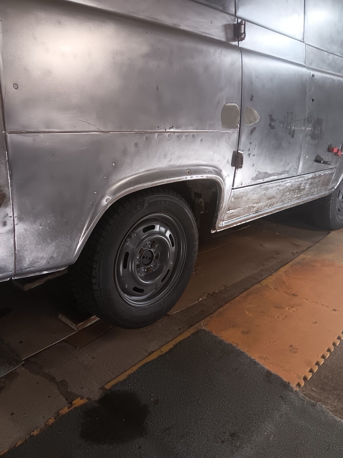 1962 Ford E-Series Van - photo 6