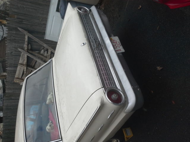 1962 Ford Fairlane 500 4 door