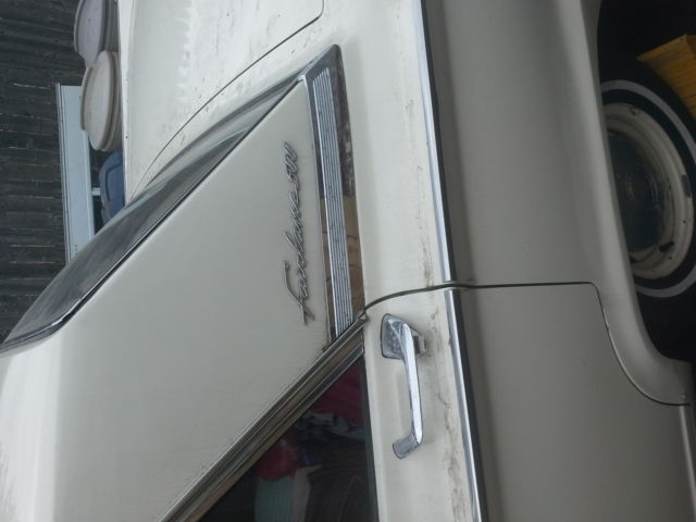 1962 Ford Fairlane 500 4 door - photo 3