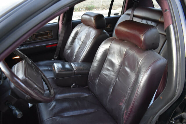 1993 Cadillac Fleetwood BROUGHAM - photo 11